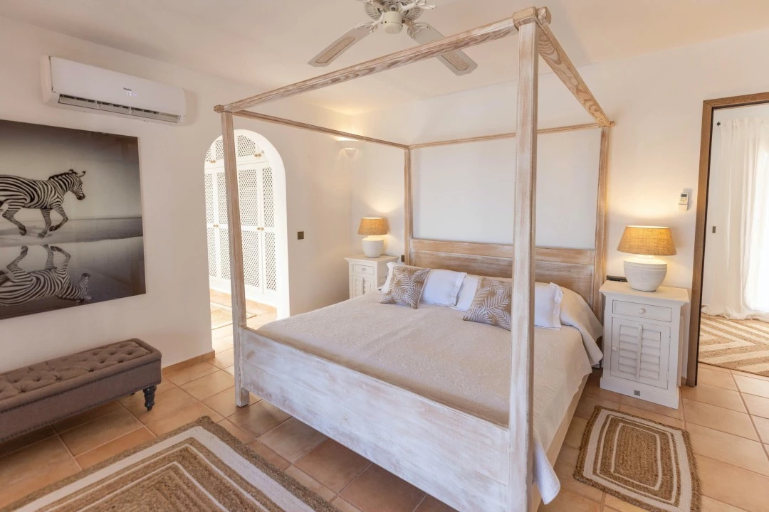 1681214783-Luxury real estate Ibiza to rent villa Blueberry  ssuites bedroom.webp